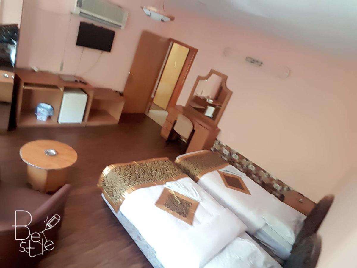 Crystal Hotel فندق كريستال Nablus Ngoại thất bức ảnh