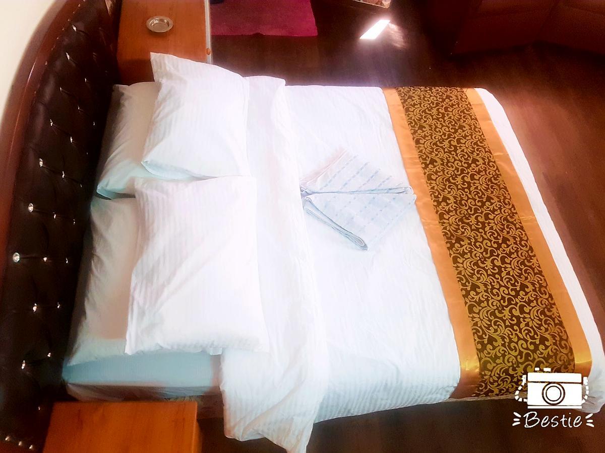 Crystal Hotel فندق كريستال Nablus Ngoại thất bức ảnh